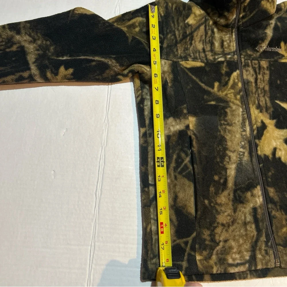 Columbia‎ Boys' Zing III Printed Fleece Jacket Timberwolf camouflage Sz 8